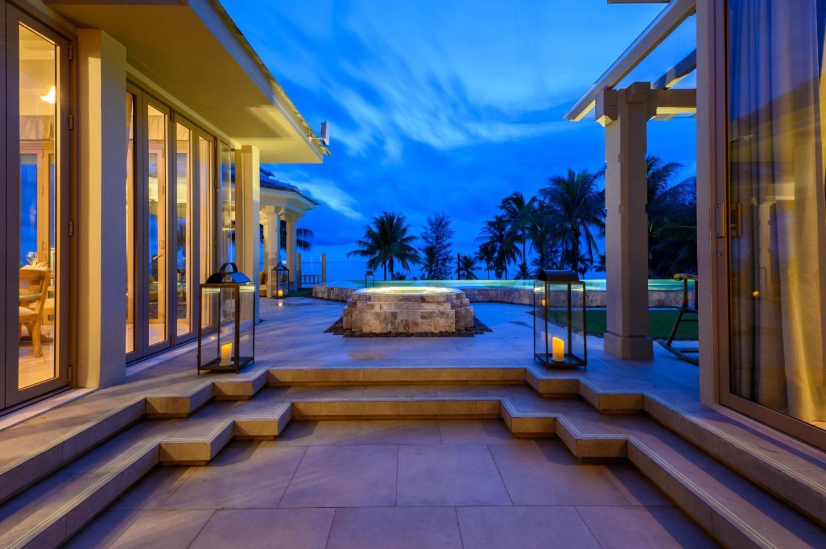 Devasom Khao Lak Beach Resort & Villas Exterior photo