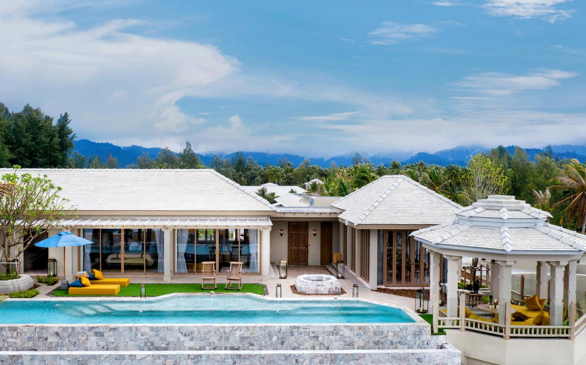 Devasom Khao Lak Beach Resort & Villas Exterior photo