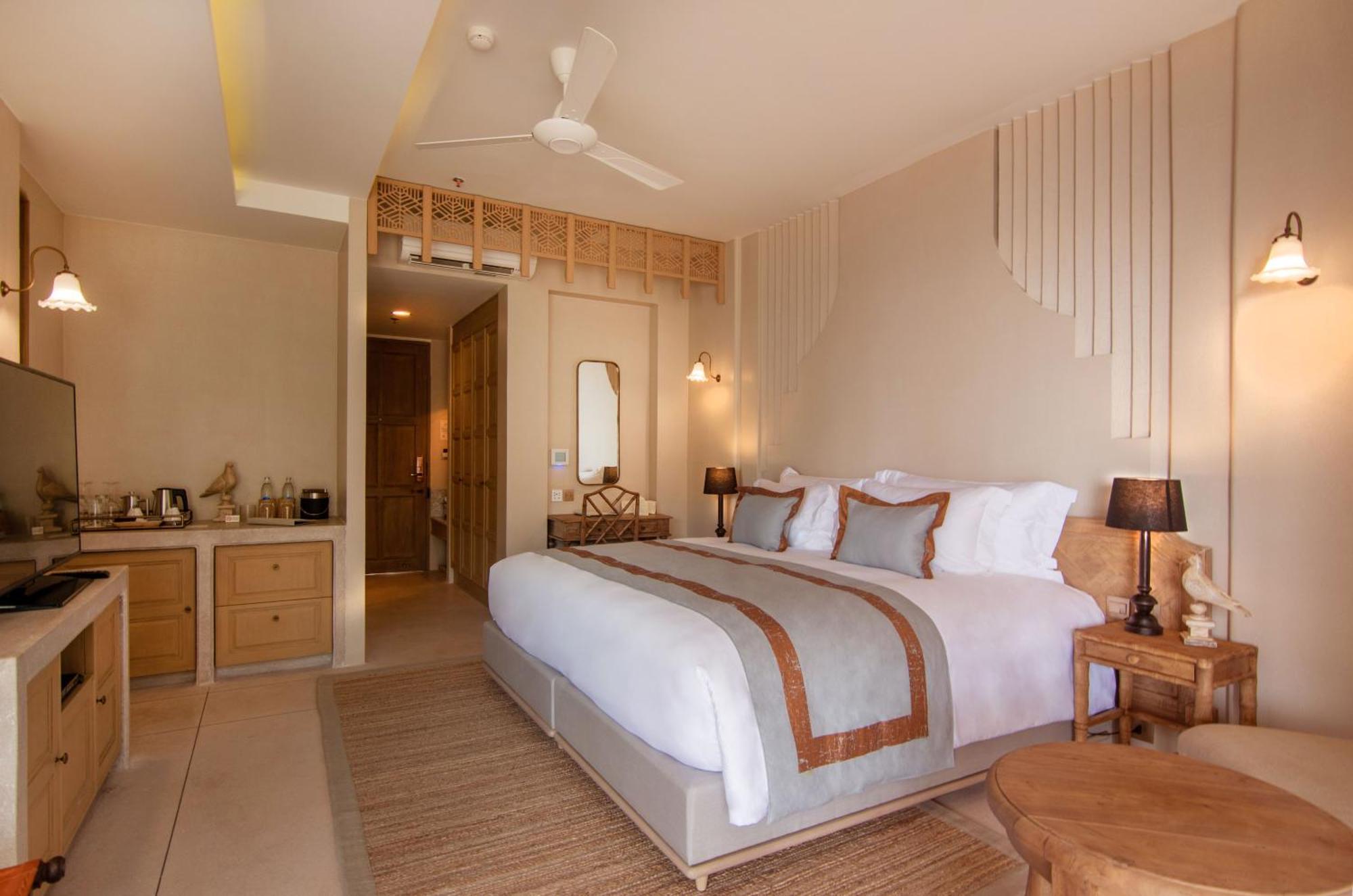 Devasom Khao Lak Beach Resort & Villas Exterior photo