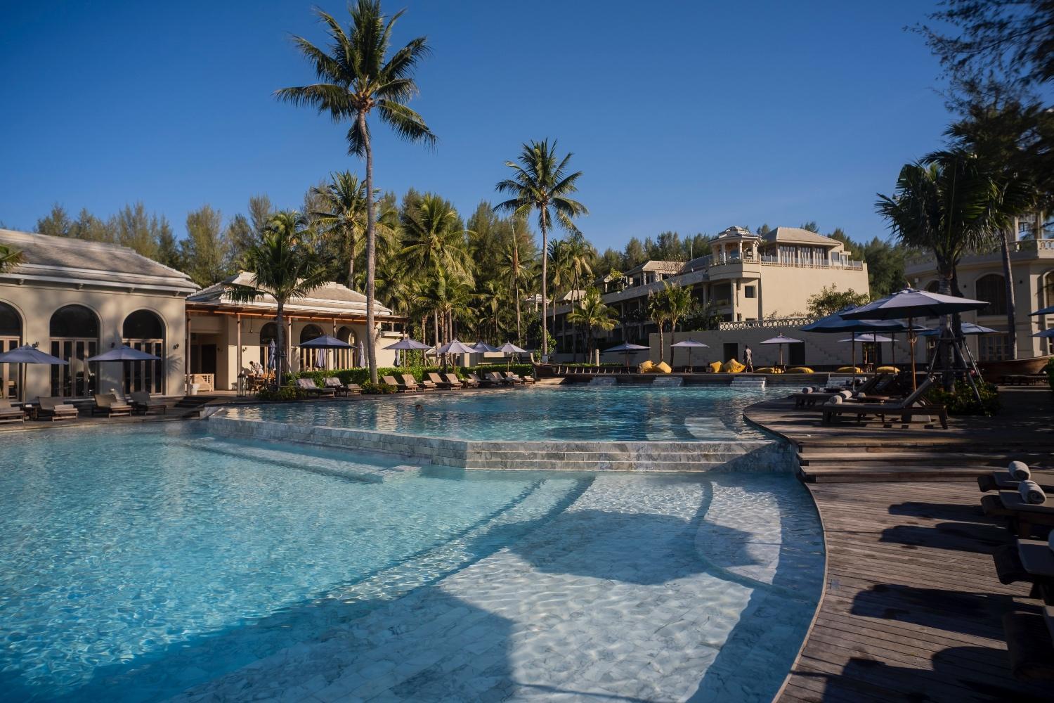 Devasom Khao Lak Beach Resort & Villas Exterior photo