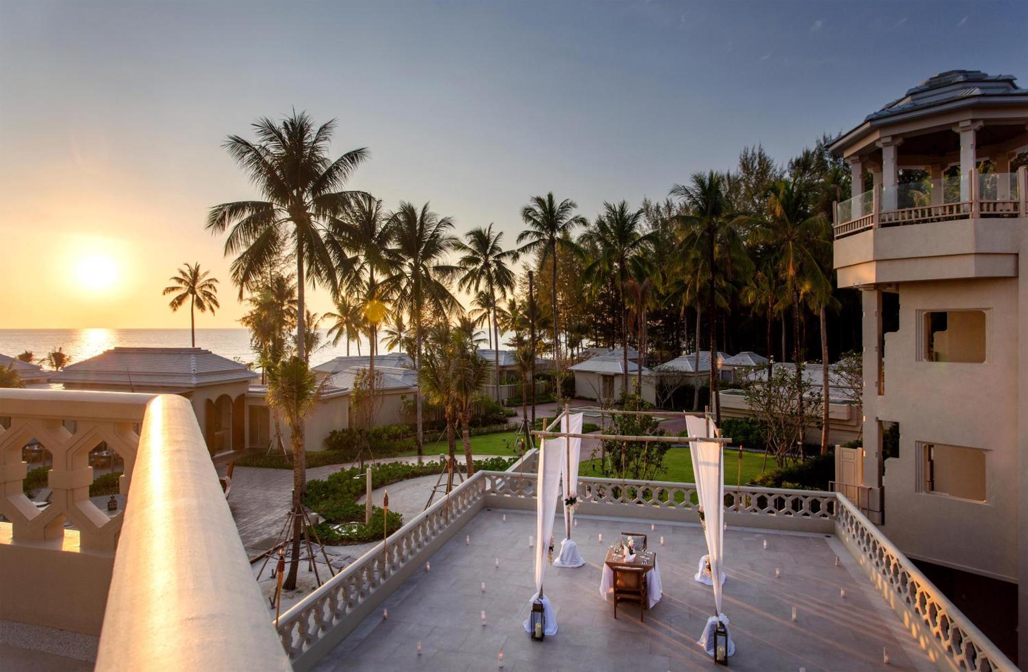 Devasom Khao Lak Beach Resort & Villas Exterior photo